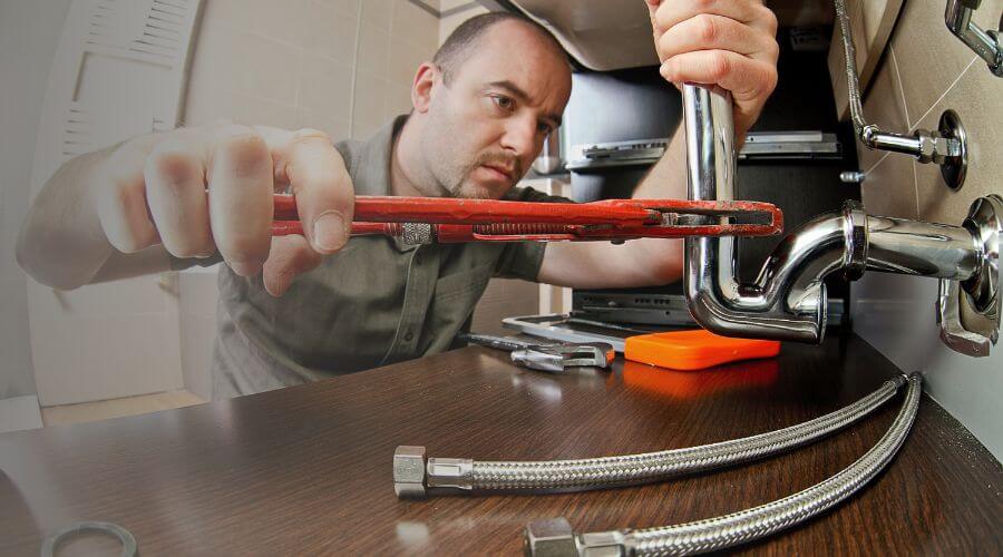 Local expert plumbing services in McClelland, IA